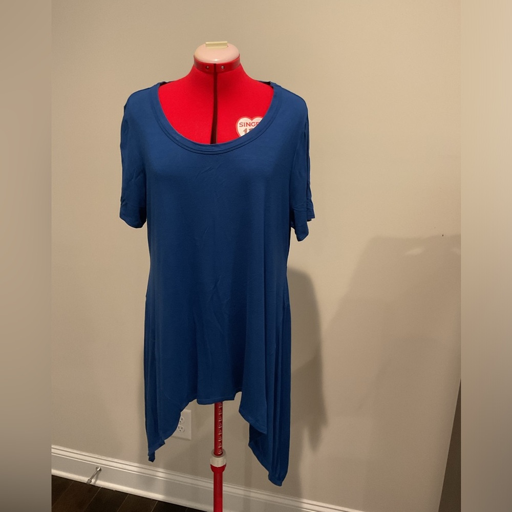 Blue asymmetrical hem Premise tunic top